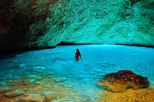 Blue Cave Cres